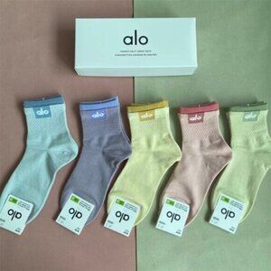 Alo Yoga Socks 5 Pack